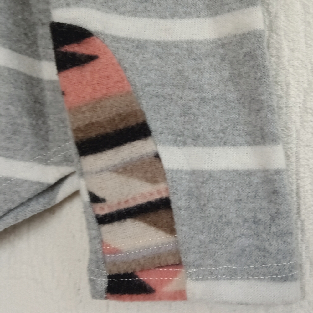 7th Ray Pink Tribal Knit Crew Neck Sweater Lightweight Soft Dopamine Western SM - Picture 7 of 15